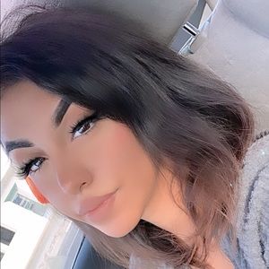 Meet your Posher, Leila